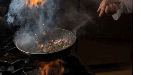 why is cooking with gas better